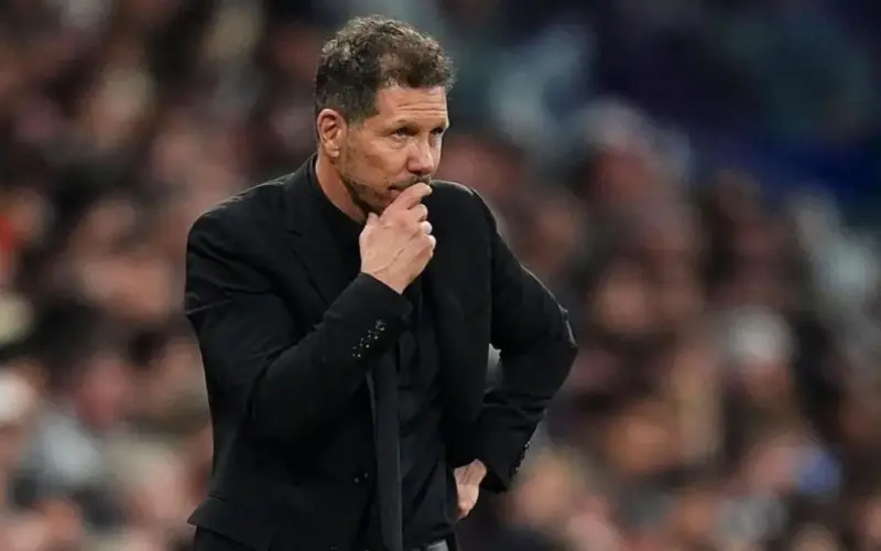 8 لاعبين يربكون حسابات سيميوني خلال مواجهة أتلتيكو مدريد وبرشلونة في دوري أبطال أوروبا